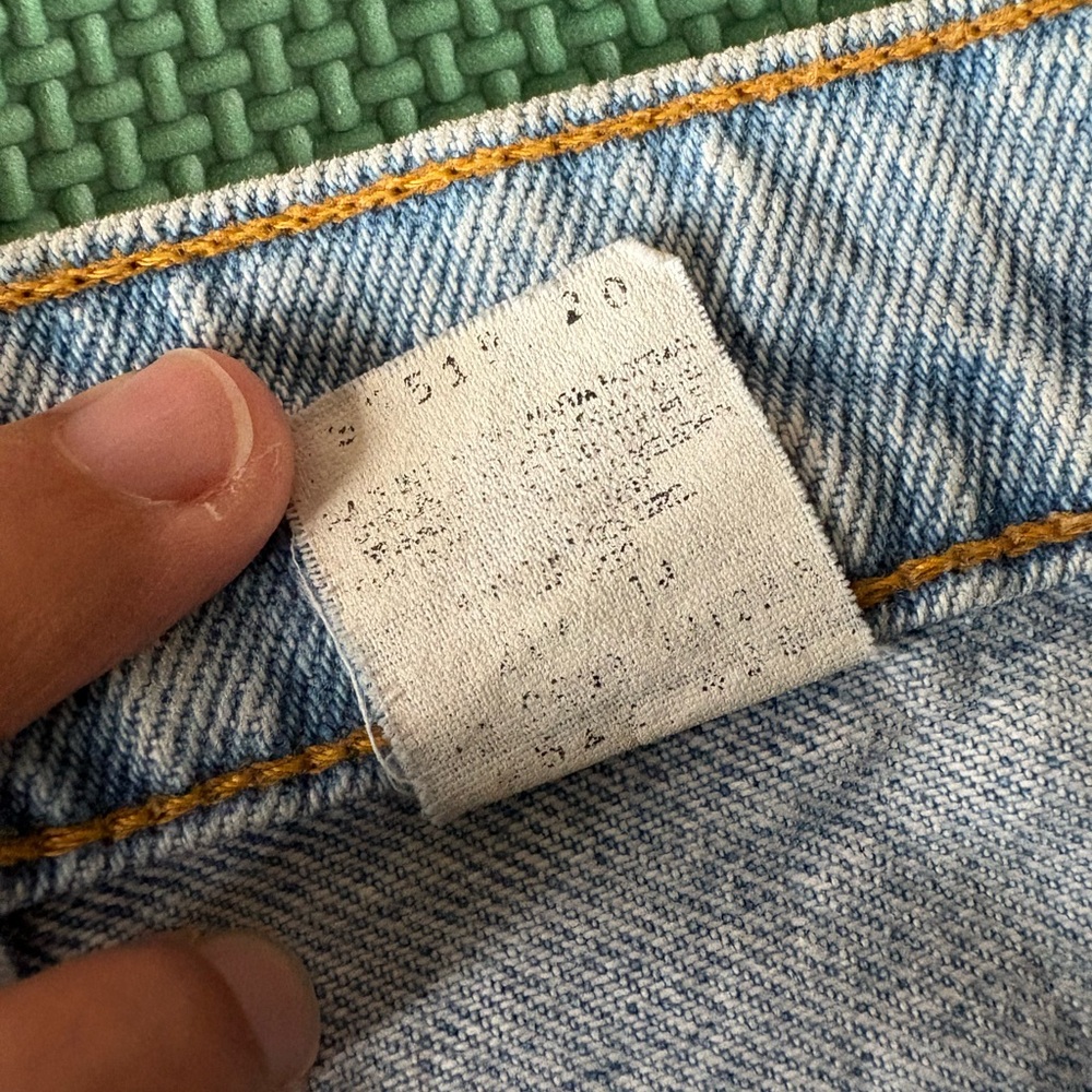 VTG 512 Straight Leg Levi’s Light Blue High-Waist Jeans Size 25 Waist - Picture 11 of 13